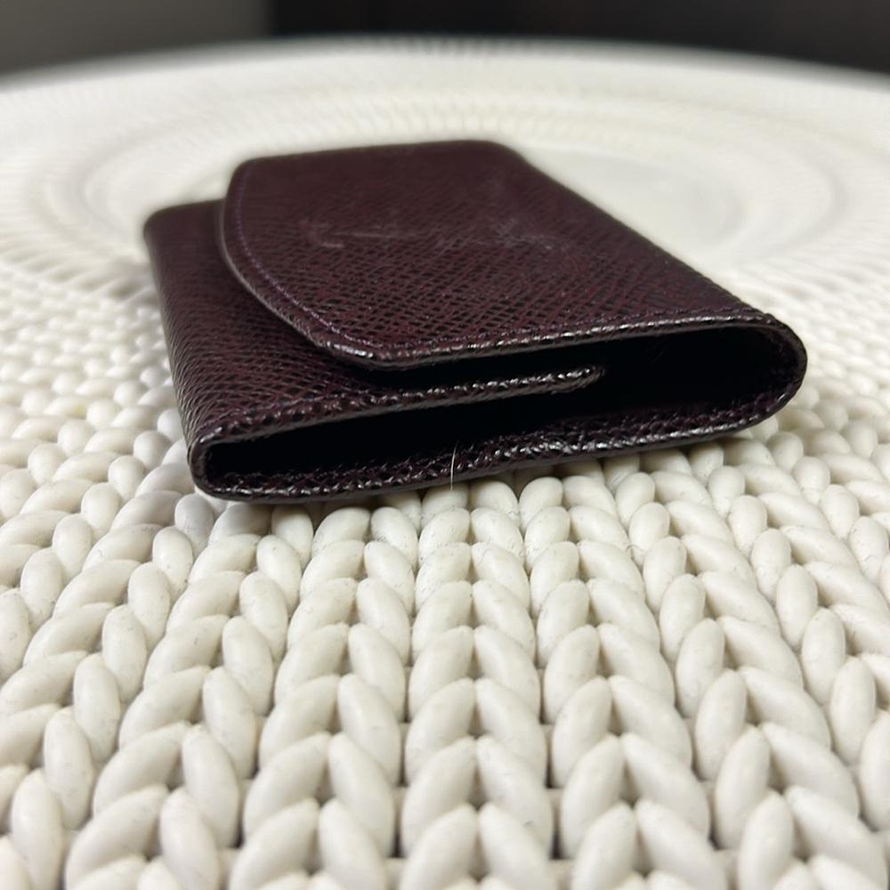 Louis Vuitton Taiga Leather Cufflinks Case - Picture 2 of 9